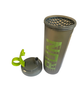 Gourde shaker sport, graduée, 600 ml, Vert,Gris 